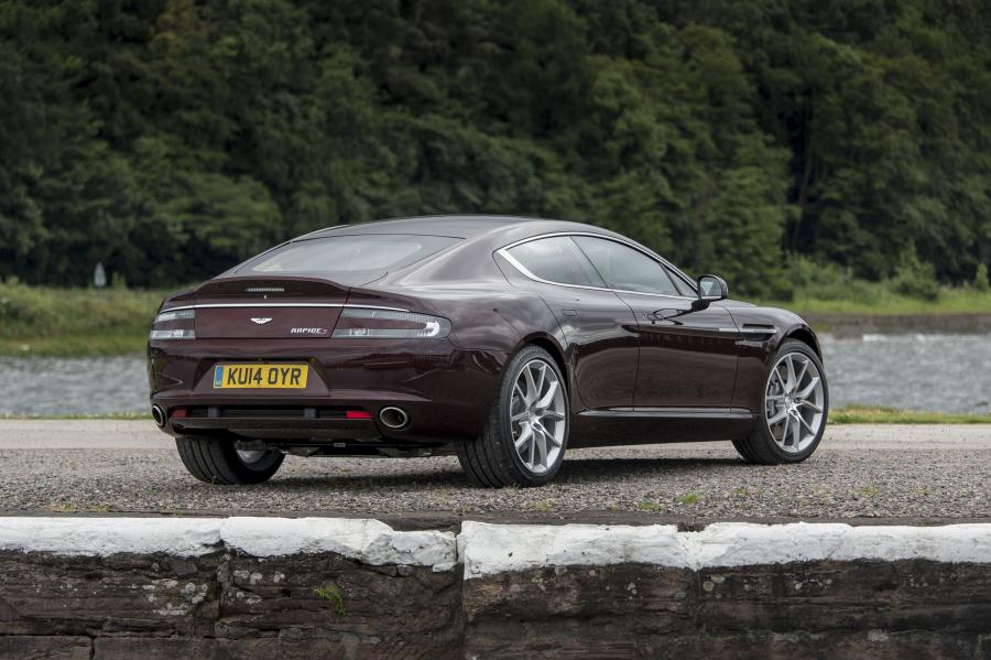  Aston Martin Rapide S 2013 года  (UK) (фото 23 из 36)